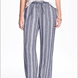 Cute flowy pants!